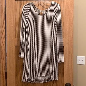 Oatmeal/Black Knit Keyhole Dress